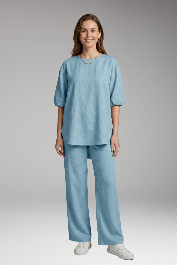 Women's Loungewear Set with Short Sleeves and Wide-Leg Trousers