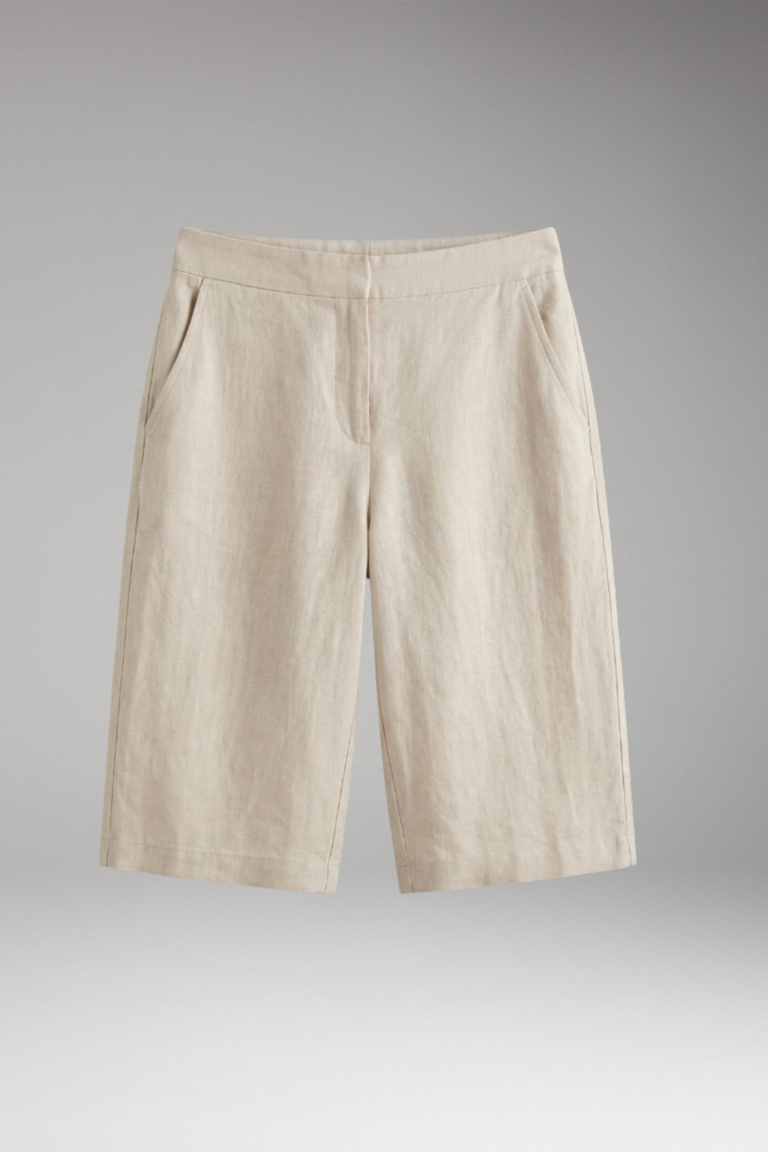Women’s Shorts with Elastic Waist and Side Pockets