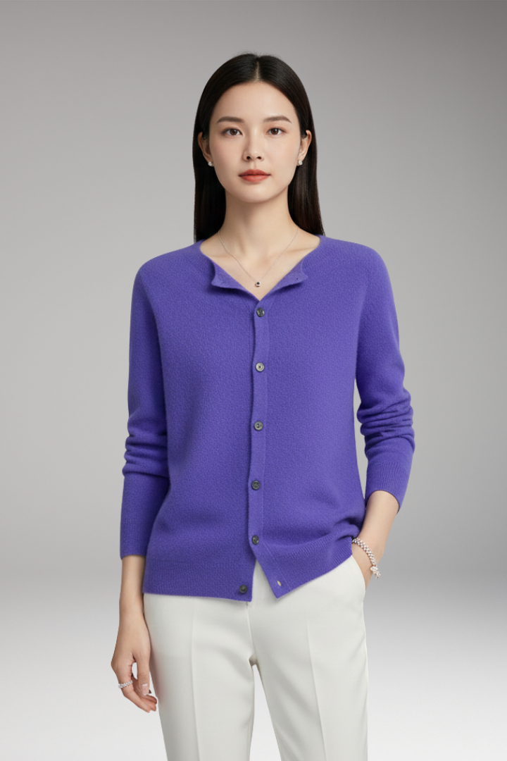 Women’s Cardigan with V-Neck and Front Buttons
