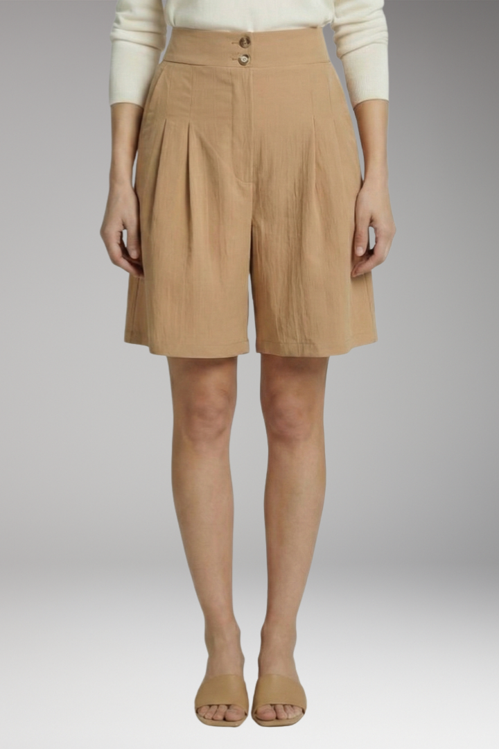 Women’s High-Waisted Shorts with Side Pockets