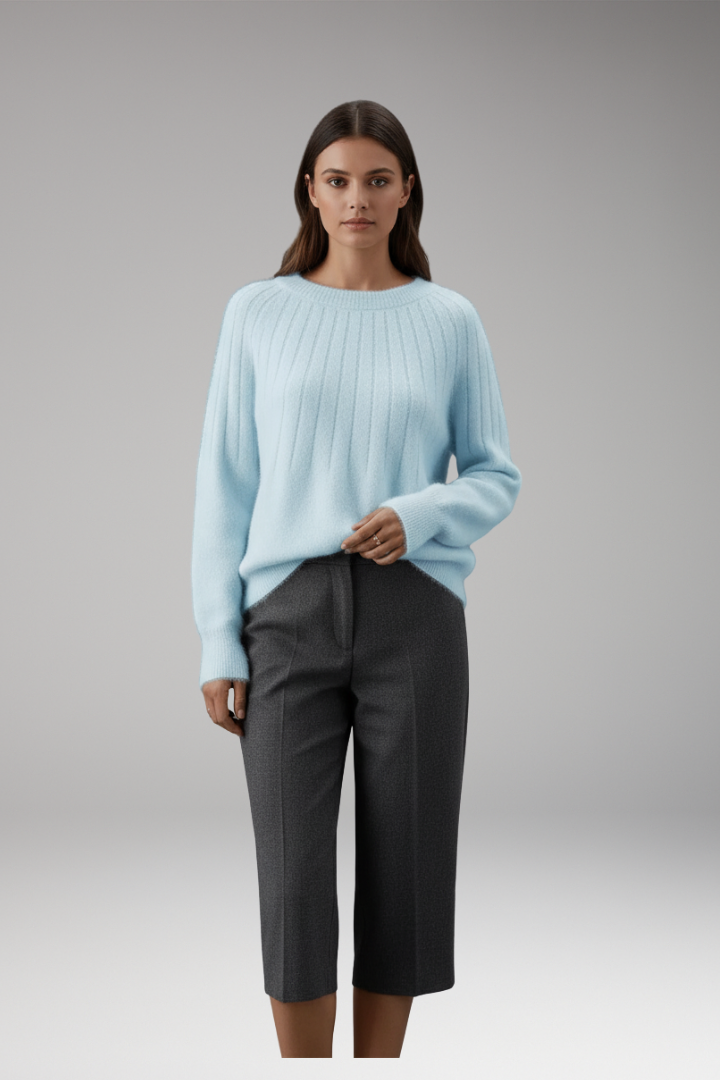 Women’s Jumper with Round Neck and Ribbed Texture