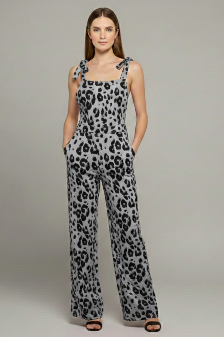 Women's Leopard Jumpsuit with Trendy Print and Relaxed Fit